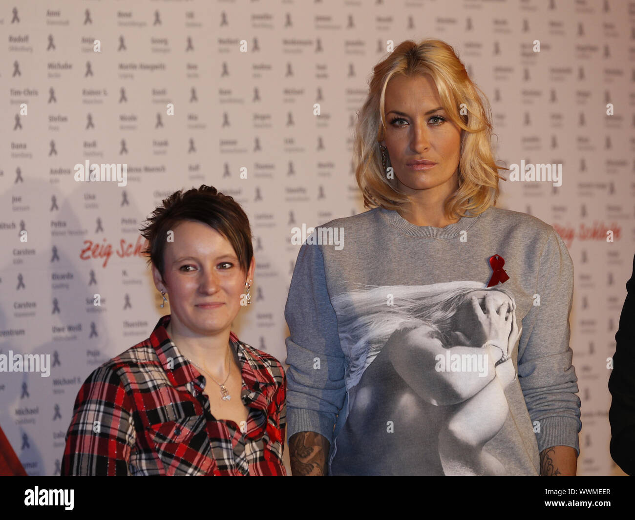 Minister Bahr und Sarah Connor am Welt-AIDS-Tag Pressekonferenz Stockfoto