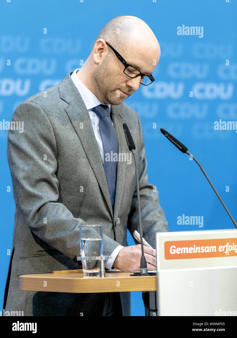 Peter Tauber (CDU), der neue Generalsekretär der CDU, auf der Pressekonferenz. Stockfoto