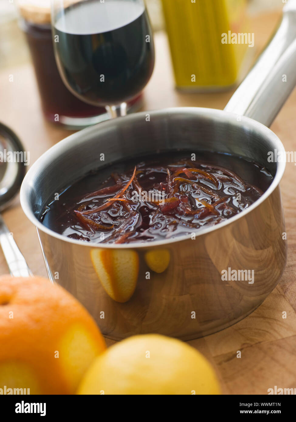 The Making of Cumberland Sauce Stockfoto