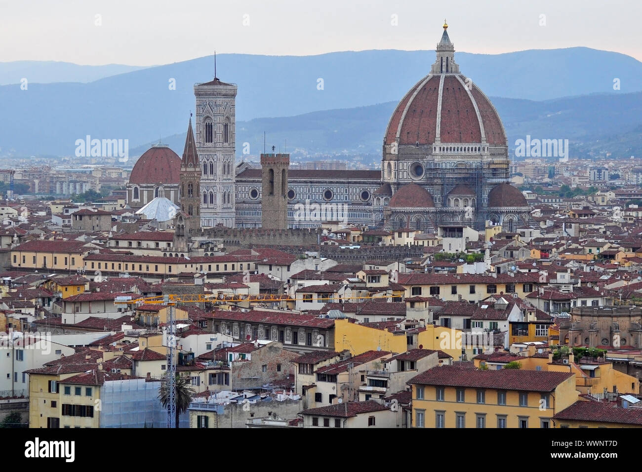 Die Basilica di Santa Maria del Fiore (Englisch: Basilika der heiligen Maria der Blume) ist die Kathedrale von Florenz, Italien. Stockfoto