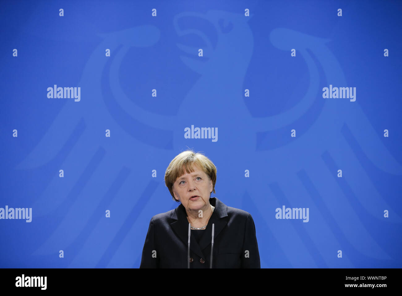 Aussage von Merkel auf das erste Ergebnis der Untersuchungen des Flugzeug Absturz Stockfoto