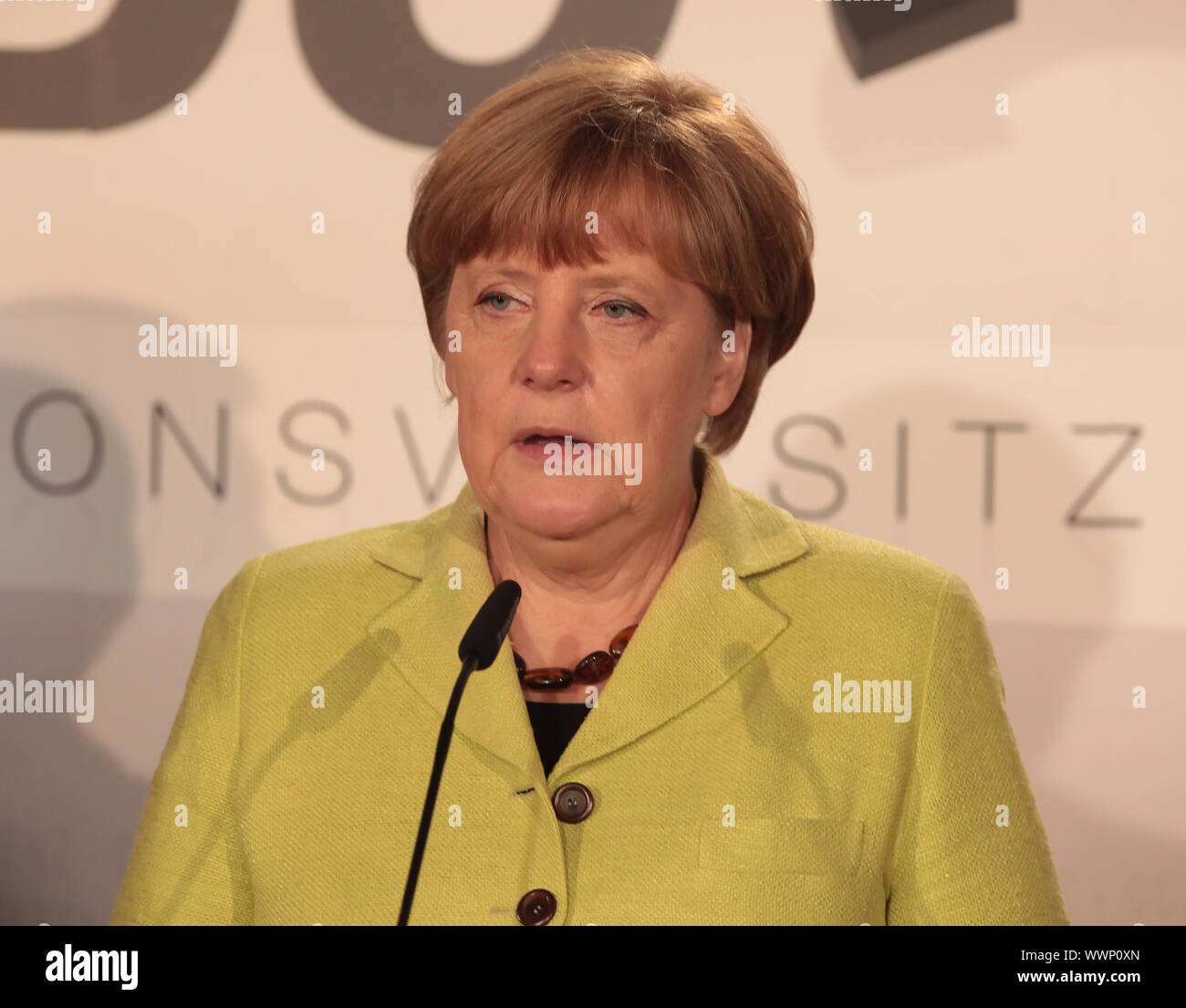 Bundeskanzlerin Dr. Angela Merkel (CDU, MdB) bei der CDU/CSU-Fraktionsvorsitzendenkonferenz in Magdeburg. Stockfoto