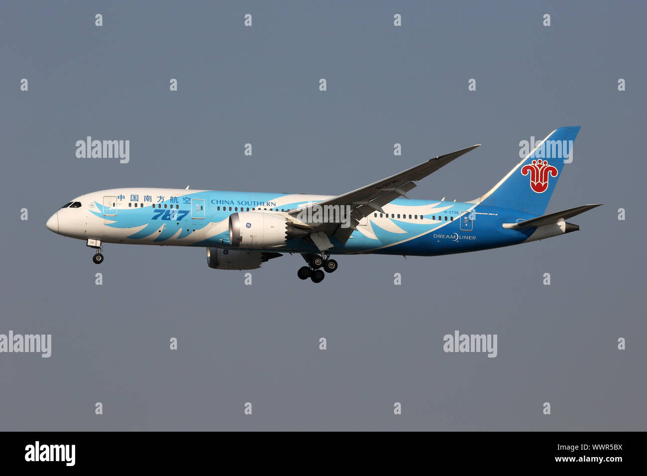 China Southern Boeing 787-8 Dreamliner Flugzeug Flughafen Shanghai Hongqiao Stockfoto