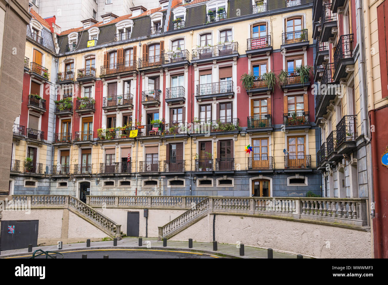 Stadtgebiet in der baskischen Stadt Bilbao im Norden von Spanien Stockfoto