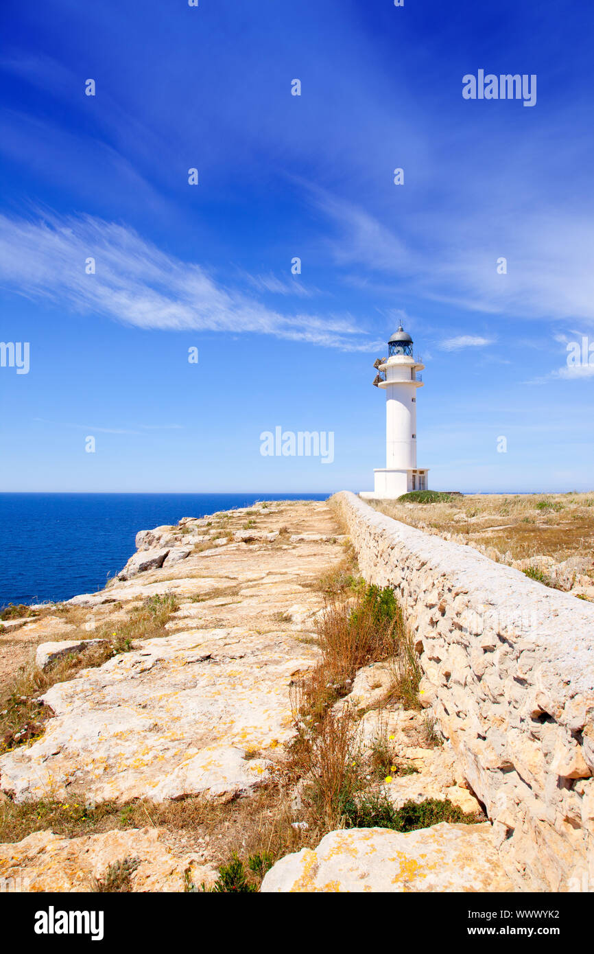 Barbaria Cape Lighthouse in Insel Formentera im Mittelmeer Balearen Meer Stockfoto