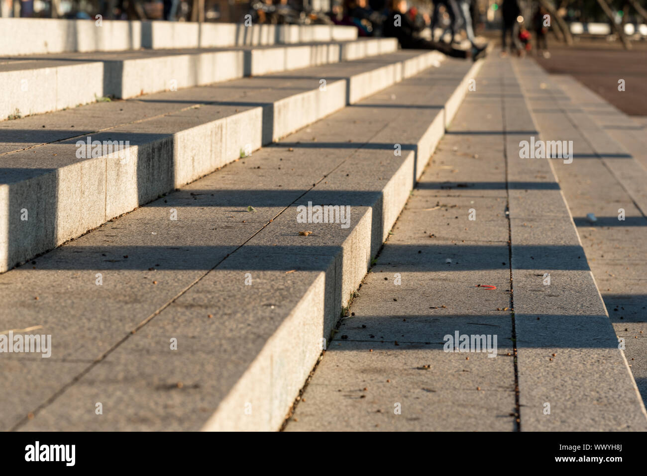 Close-up aus den Schritten auf der Piazza Pla de Miquel Tarradell in Barcelona Stockfoto