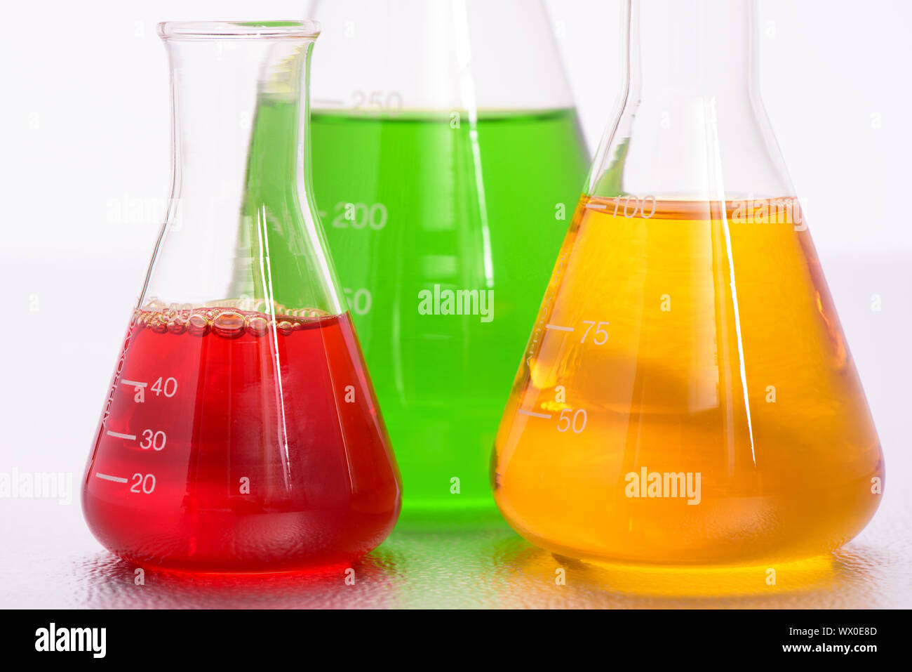 Labor Experiment mit Chemie und Biologie Stockfoto