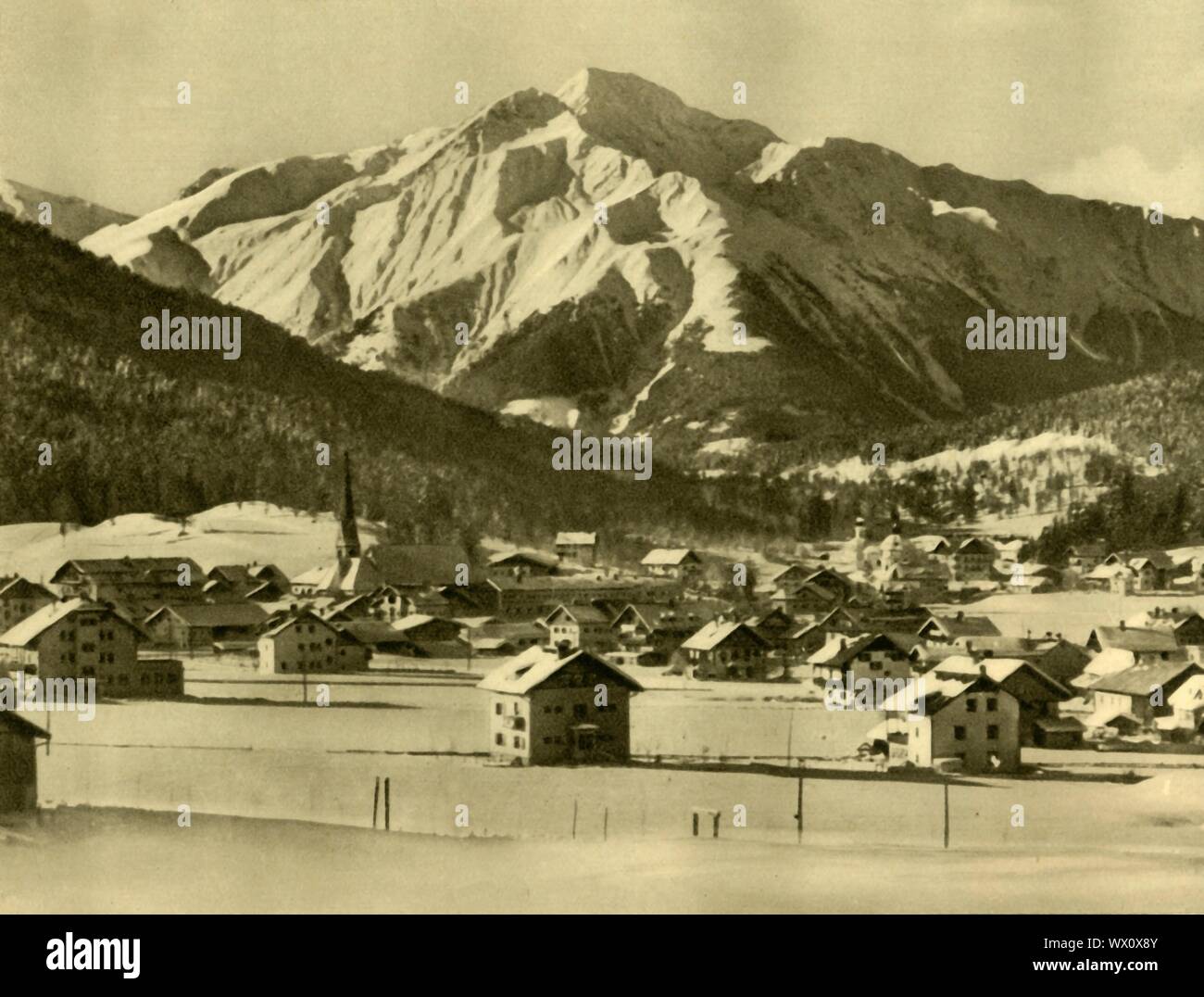Seefeld in Tirol, Österreich, c 1935. Das Skigebiet Dorf Seefeld liegt auf  einem Plateau zwischen den Wettersteingebirge und Karwendel. Von "&#xd6;  Österreich - Land und Volk", (Österreich, Land und Leute). [R. Lechner (