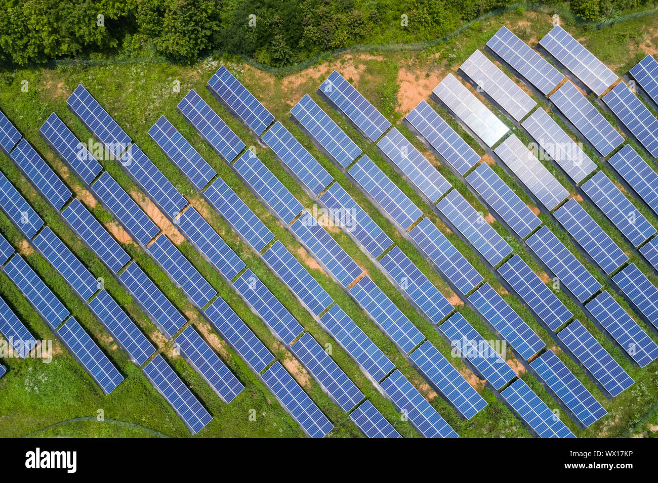 Erneuerbare Energie für Solarenergie Stockfoto