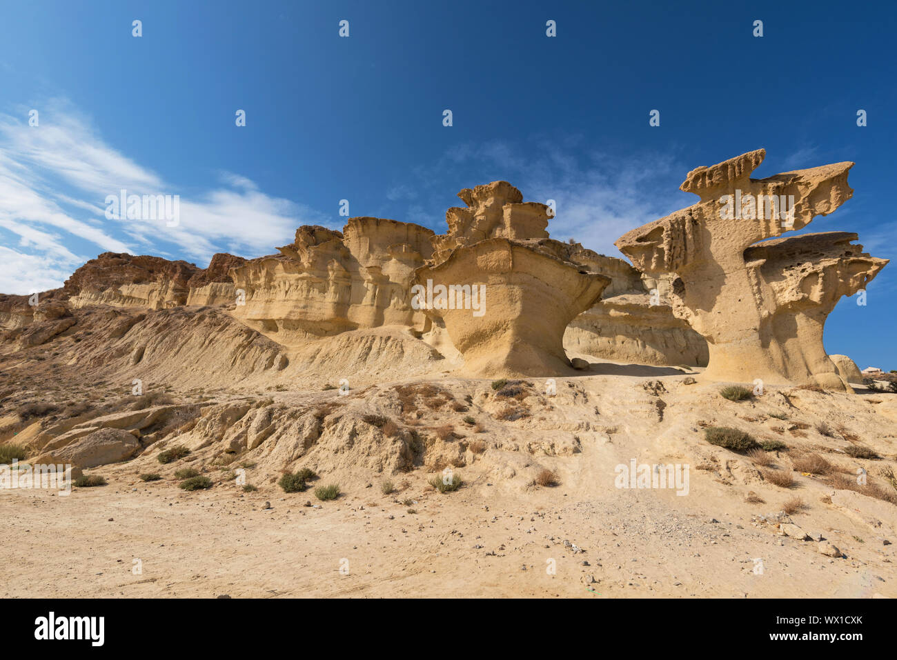 Wüstenhaft Landschaft von Erosion, Felsen, natürliche Formationen in Bolnuevo, Murcia, Spanien. Stockfoto