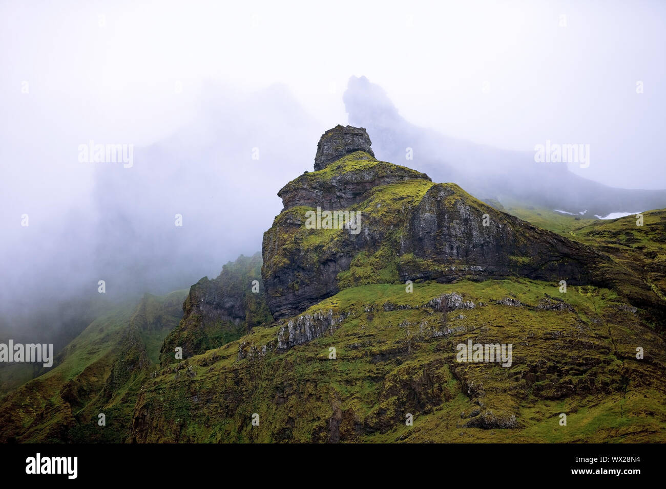 Landschaft mit Nebel in die Berge, Fjorde, West Island, Island, Europa Stockfoto