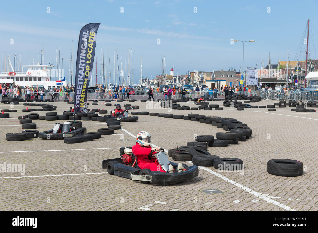 Kart Racing auf nationaler Urlaub im Hafen von Urk, Niederlande Stockfoto