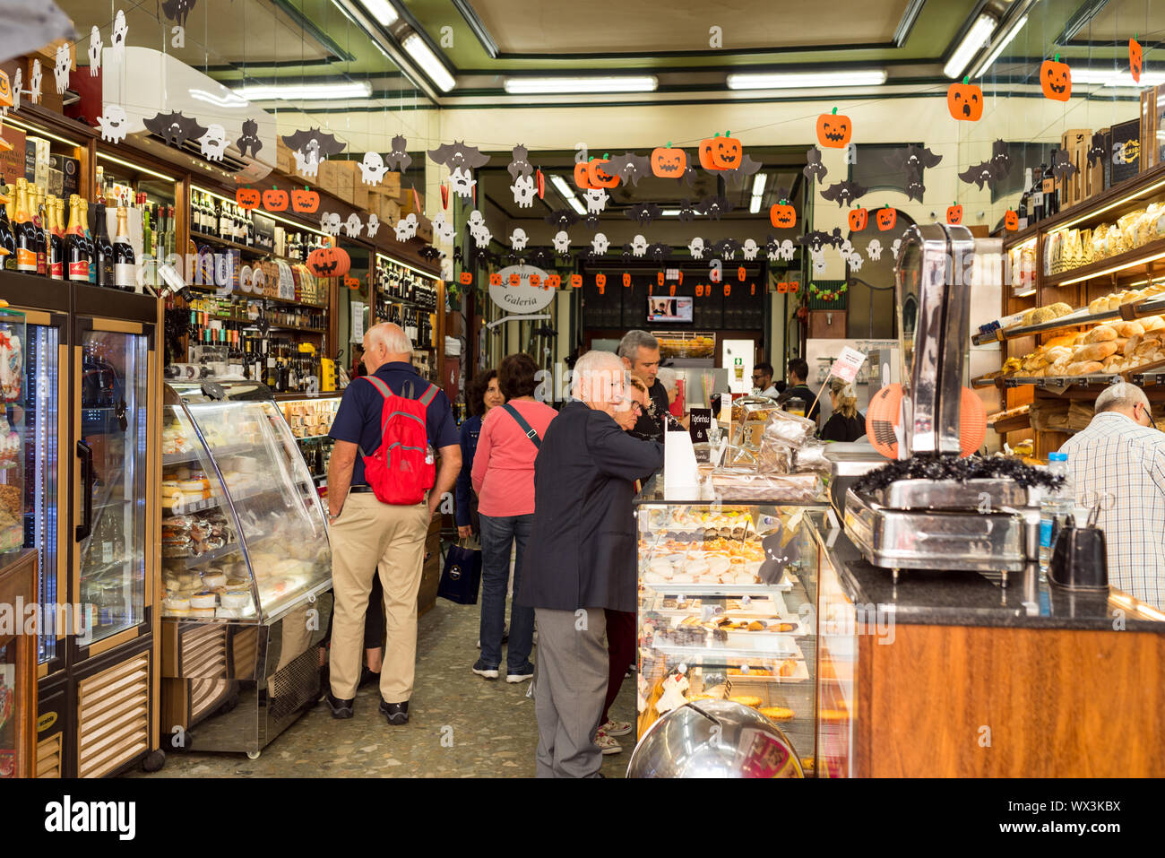 Delikatessengeschäft in Porto Stockfoto