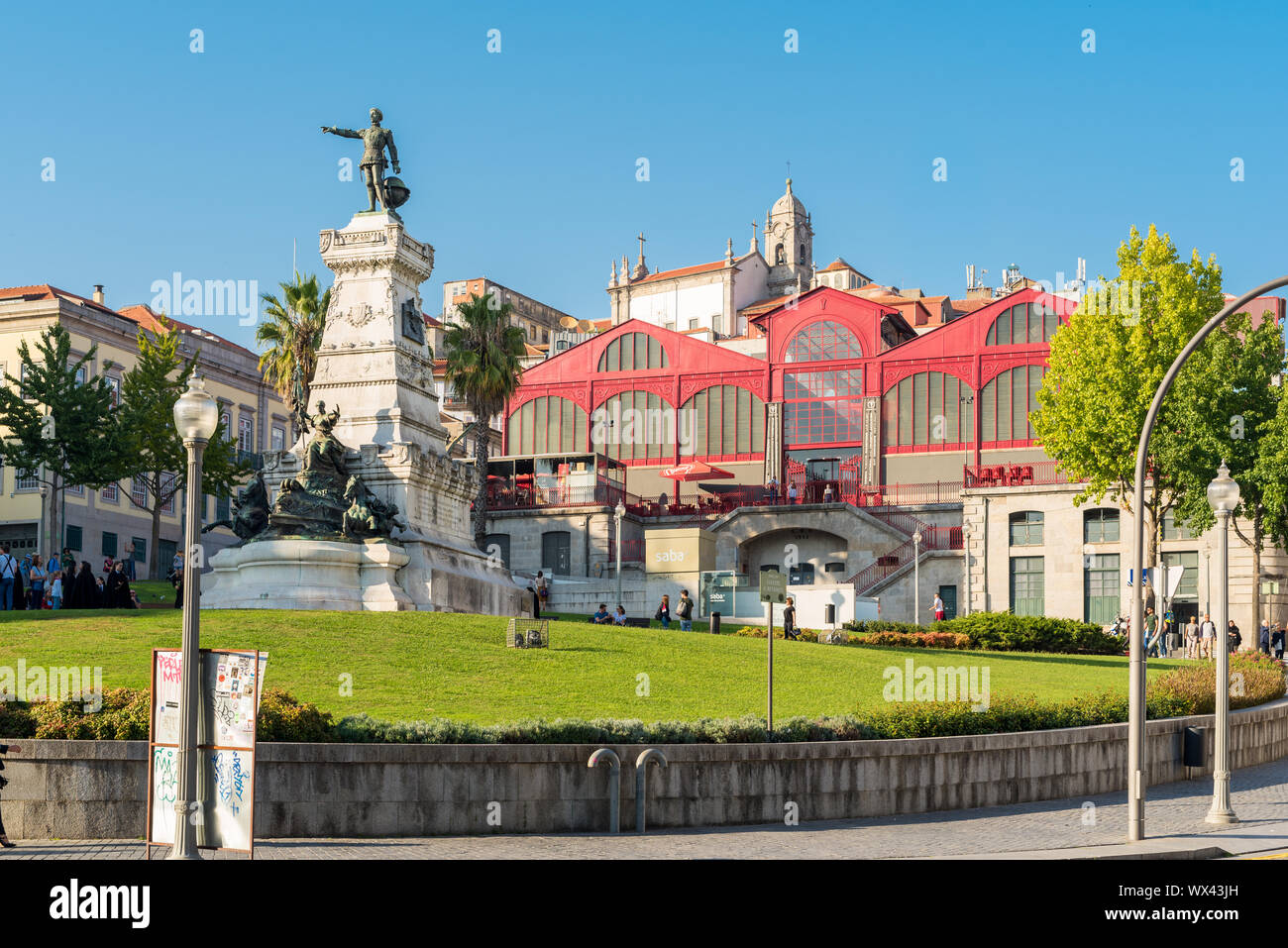 Das kulturelle Zentrum Mercado Ferreira Borges in Porto Stockfoto