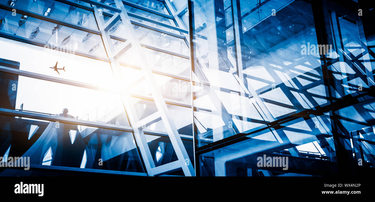 Metall-Details der Innenansicht eines modernen Bürogebäudes Stockfoto