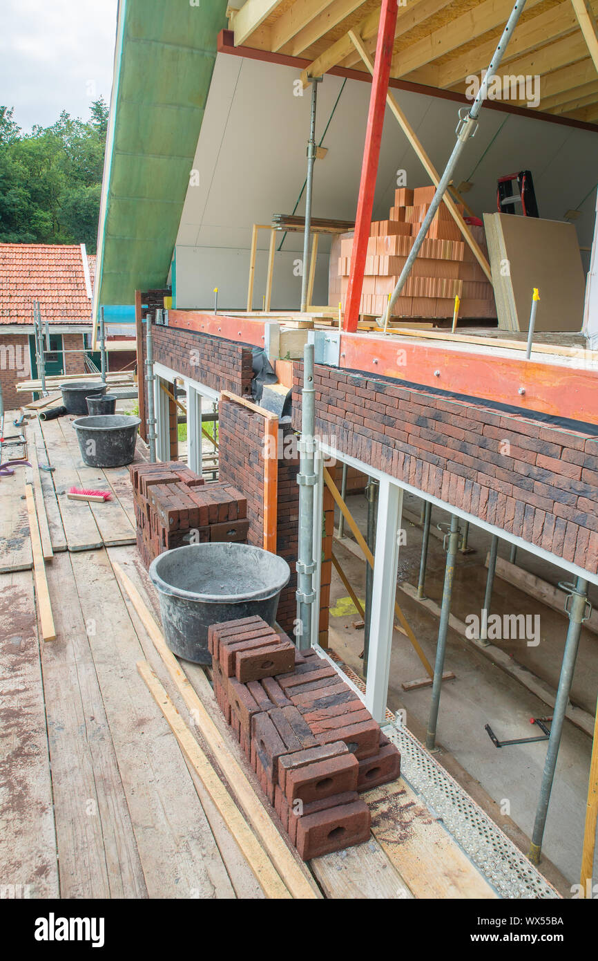 Steg an der Baustelle des neuen Hauses Stockfoto