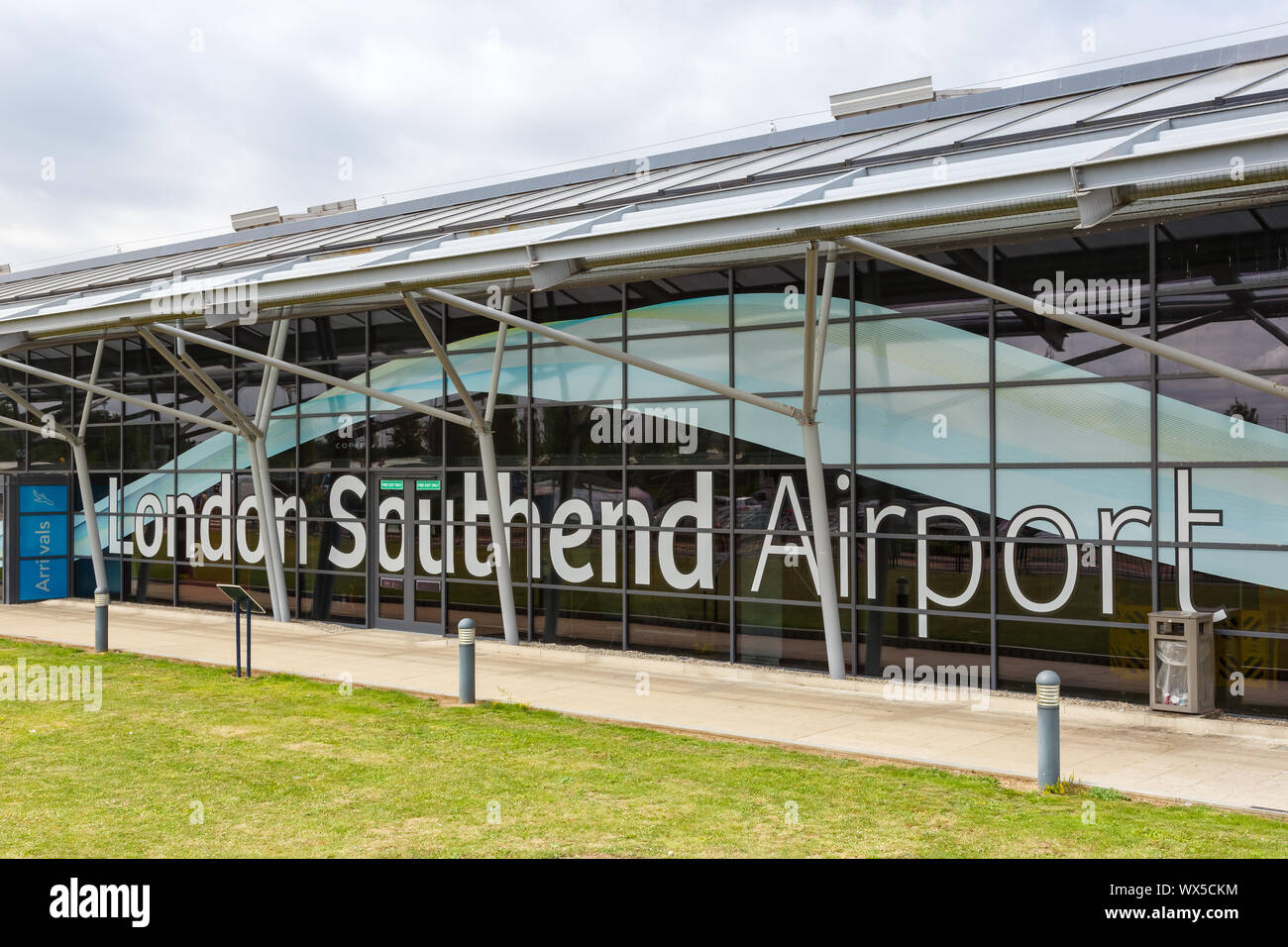 Southend, Großbritannien - 7. Juli 2019: Terminal des Flughafen Southend (SEN) im Vereinigten Königreich. Stockfoto