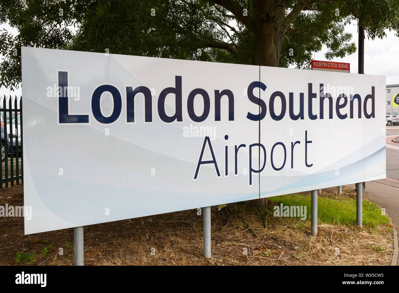 Southend, Großbritannien - 7. Juli 2019: Schild am Flughafen London Southend (SEN) im Vereinigten Königreich. Stockfoto