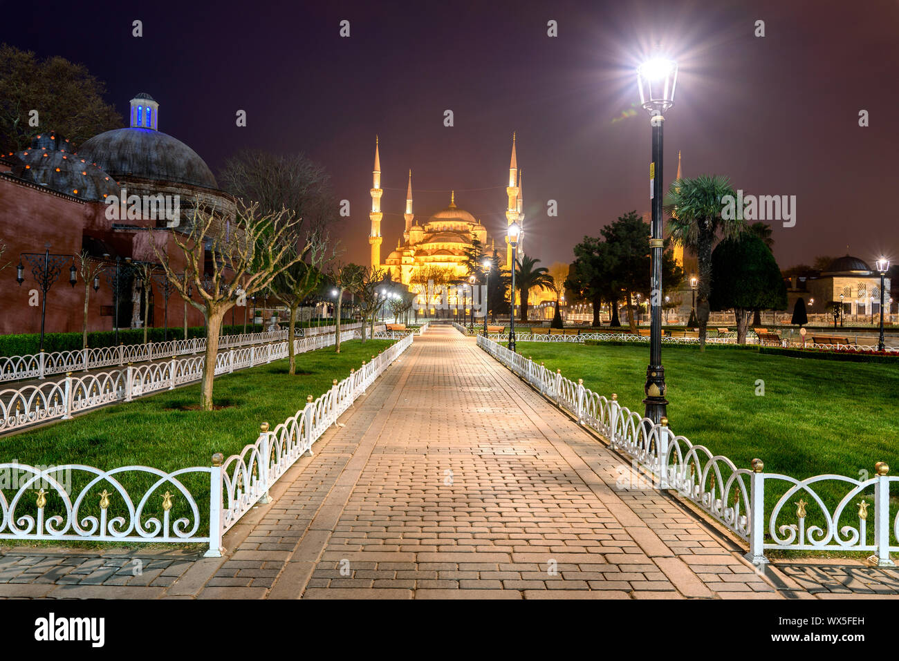 Sultan Mehmet Moschee ist eines der größten Beispiele der Türkisch-islamische Architektur in Istanbul. Stockfoto
