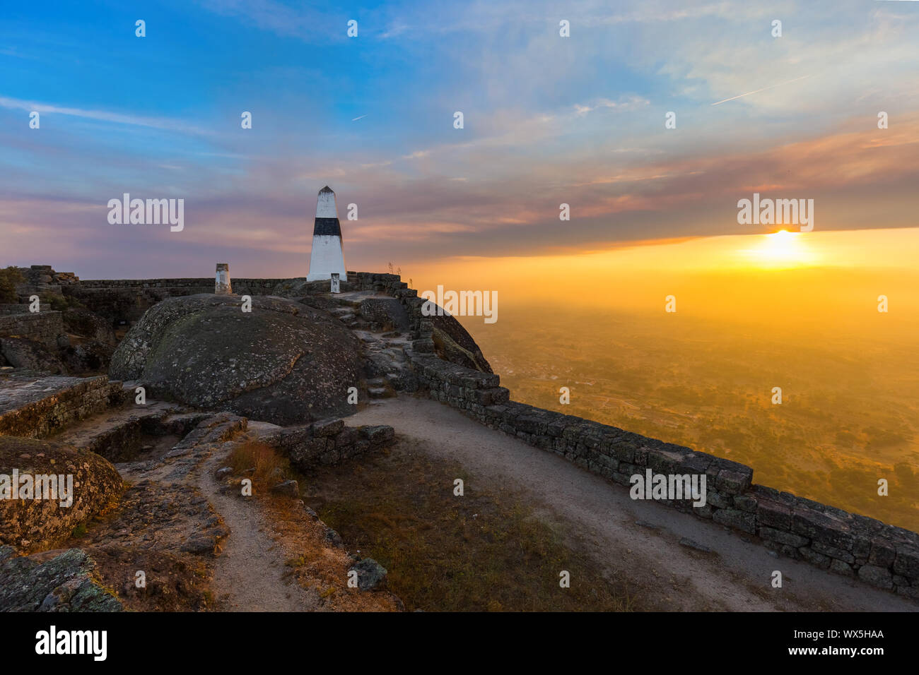 Festung im Dorf Monsanto - Portugal Stockfoto