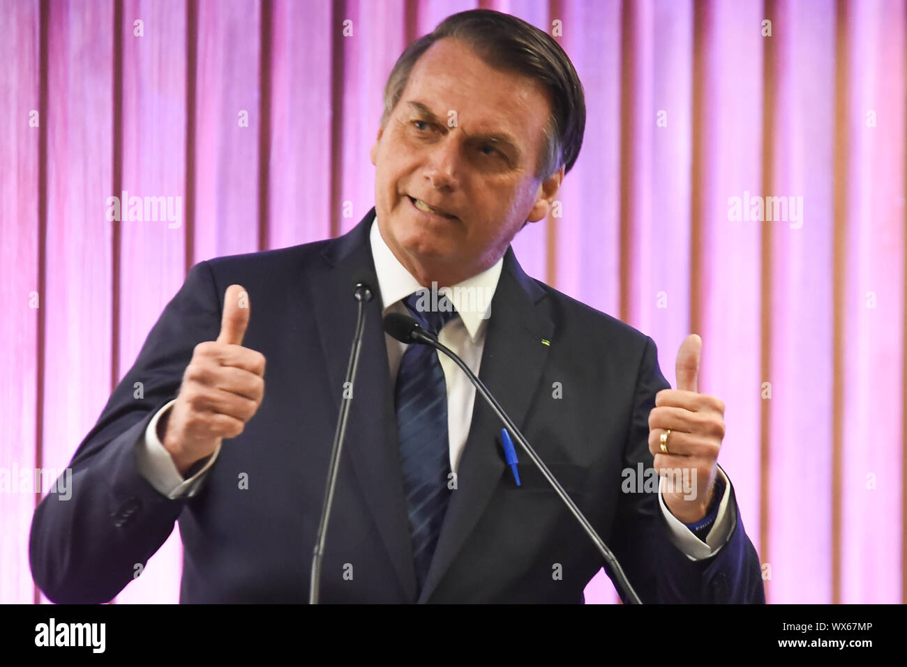 RIO DE JANEIRO, BRASILIEN, May, 20, 2019: Brasiliens Präsident jair bolsonaro spricht mit Unternehmer bei Firjan Hauptsitz Stockfoto