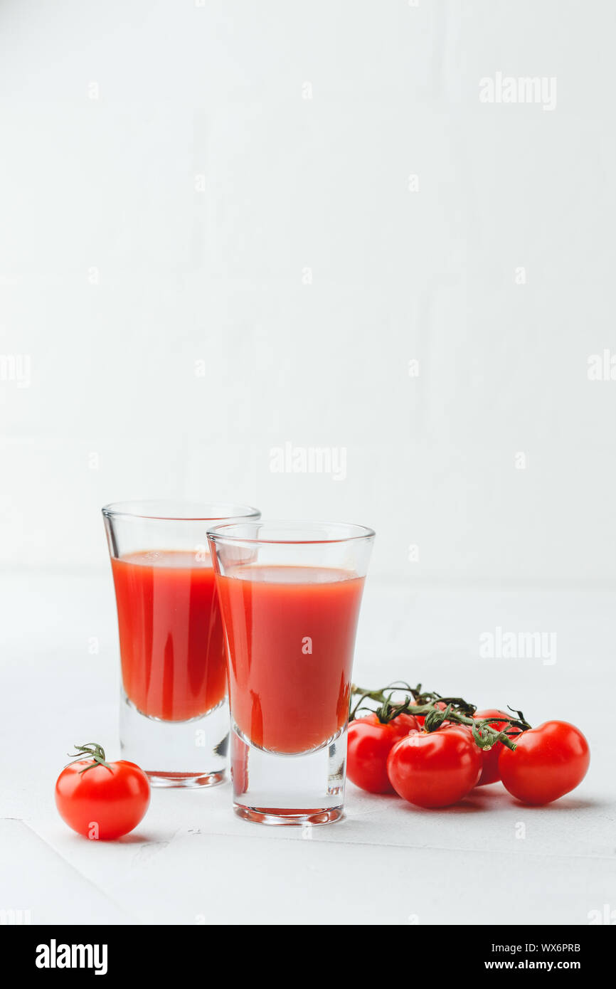 Bloody Mary Cocktail in Gläser Stockfoto