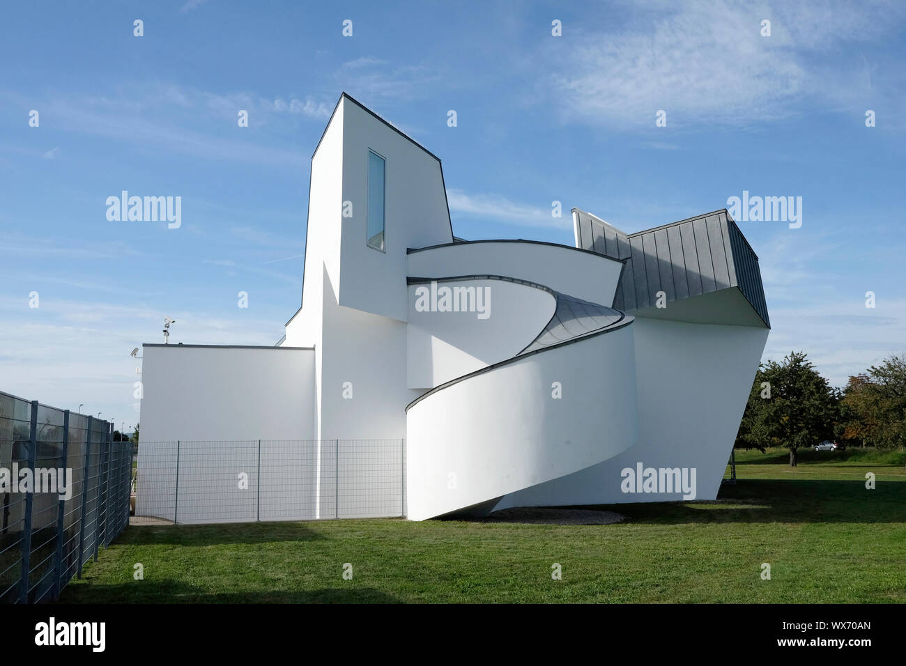 Ein Blick auf das Vitra Design Museum in Weil am Rhein, Deutschland Stockfoto