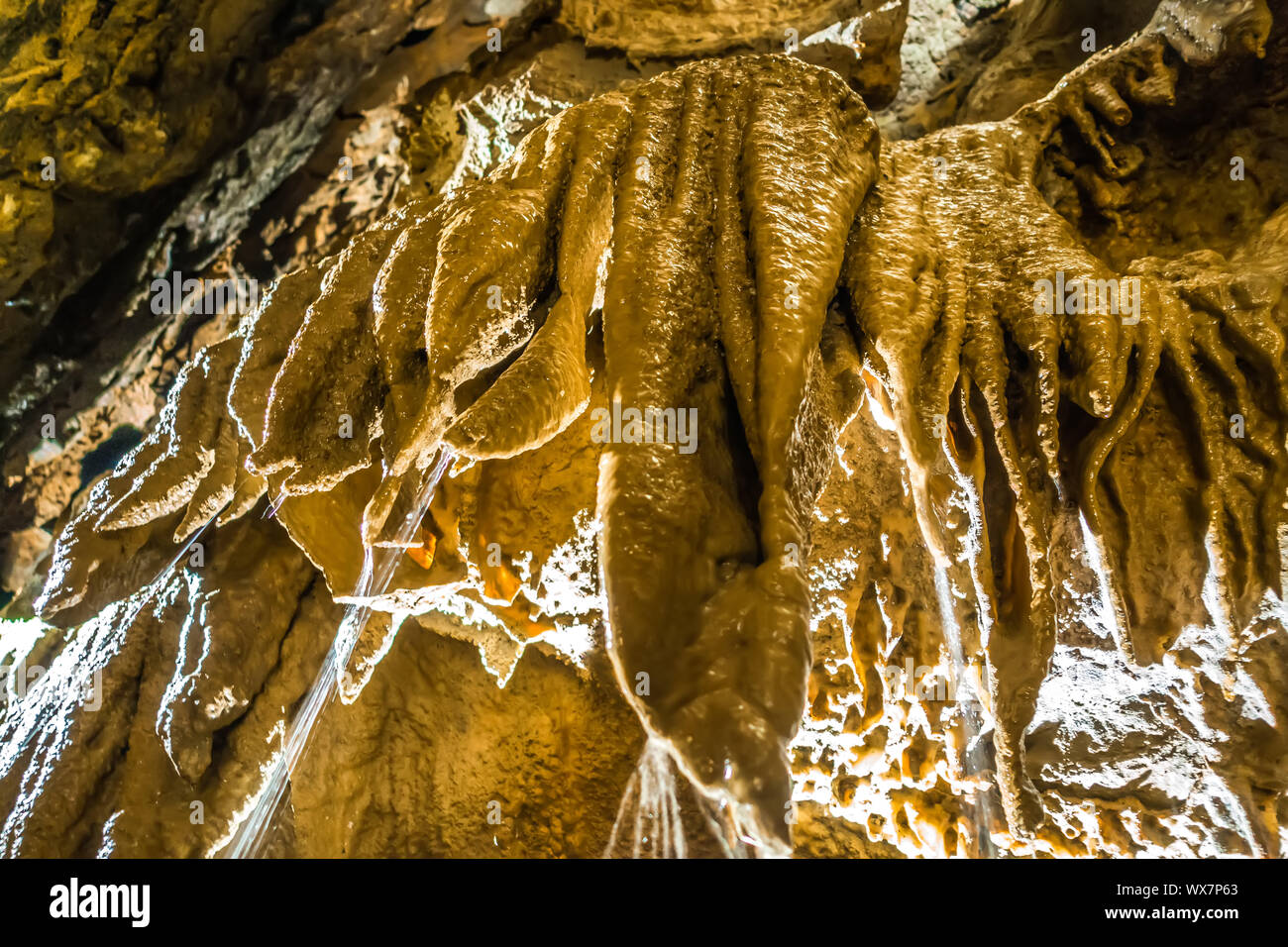 Pathway unterirdische Höhle in verbotene Höhlenforscher in der Nähe von Pigeon Forge Tennessee Stockfoto