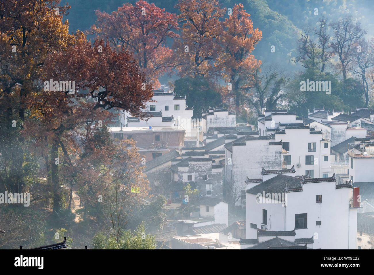 Shicheng Dorf im späten Herbst Stockfoto