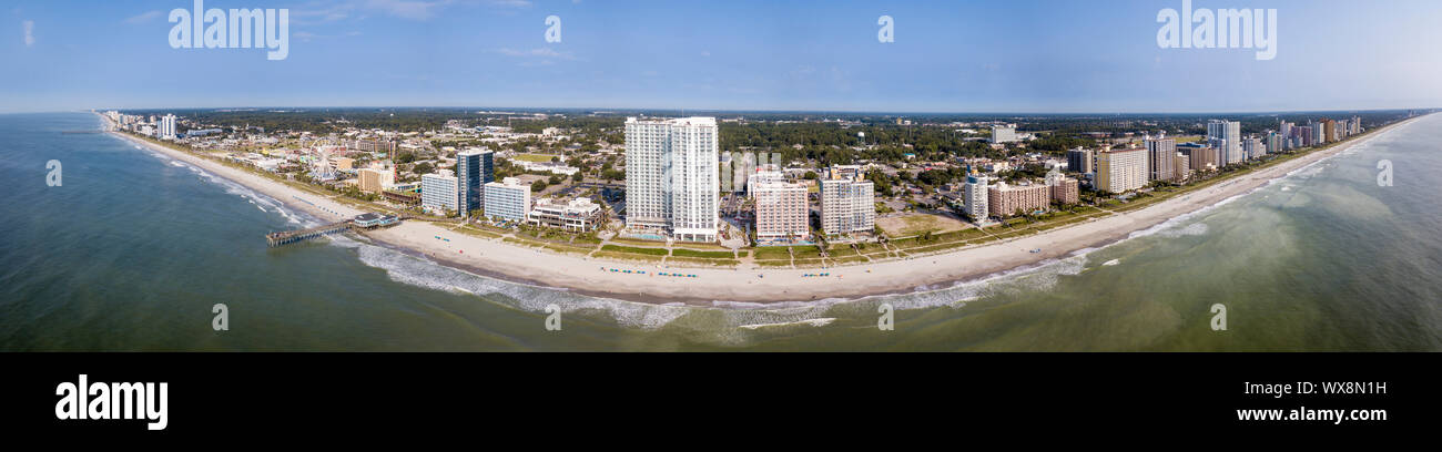 Antenne 180 Grad Panorama von Myrtle Beach, South Carolina Hotels und Strände. Stockfoto