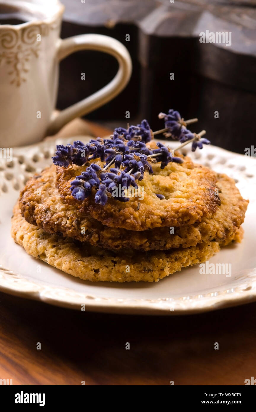 Handgefertigte Lavendel cookies Stockfoto