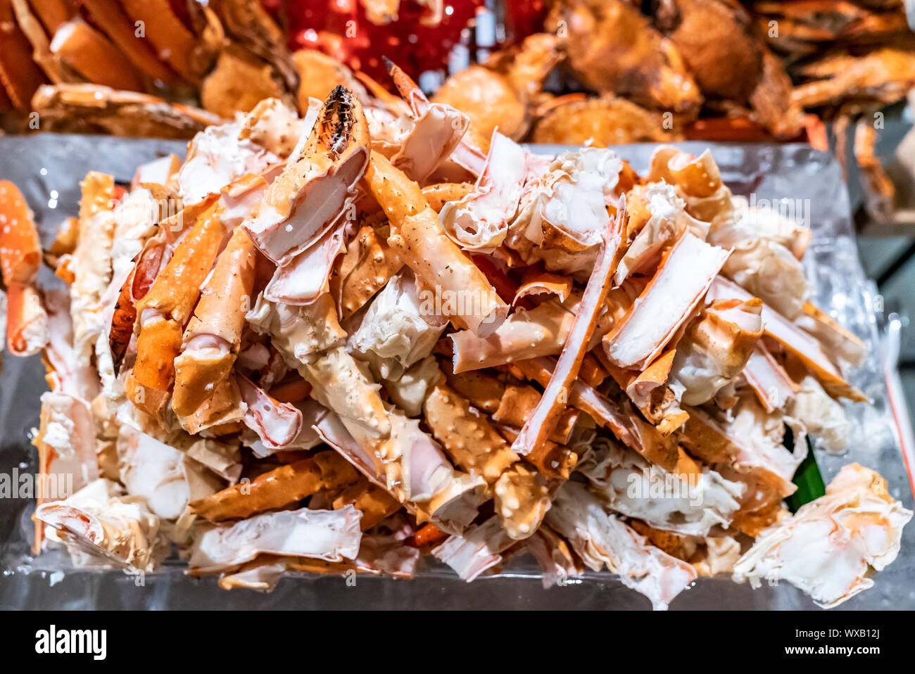 Alaskan king crab Meeresfrüchte auf Eis Stockfoto