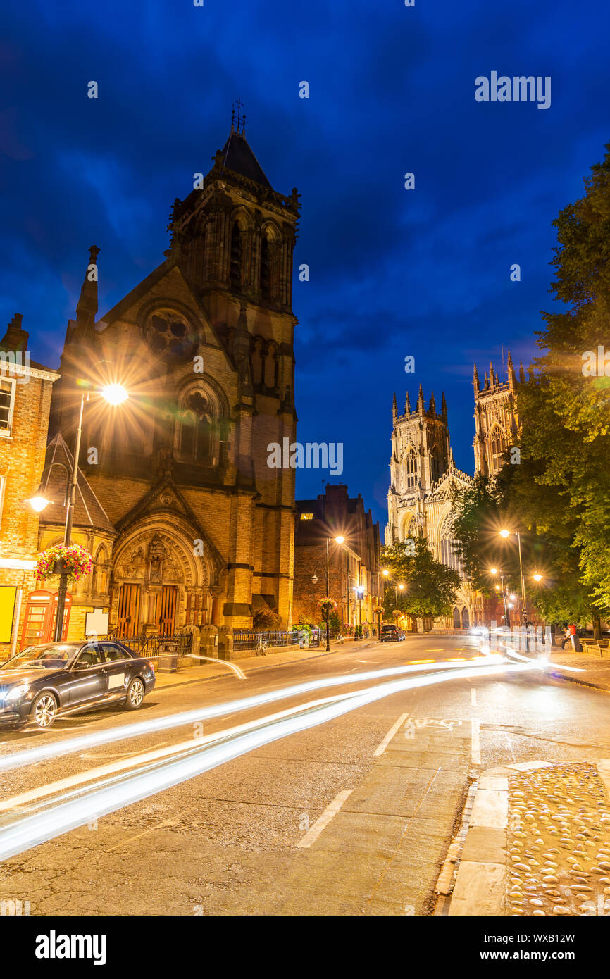 York Minster mit Stadtbild Stockfoto