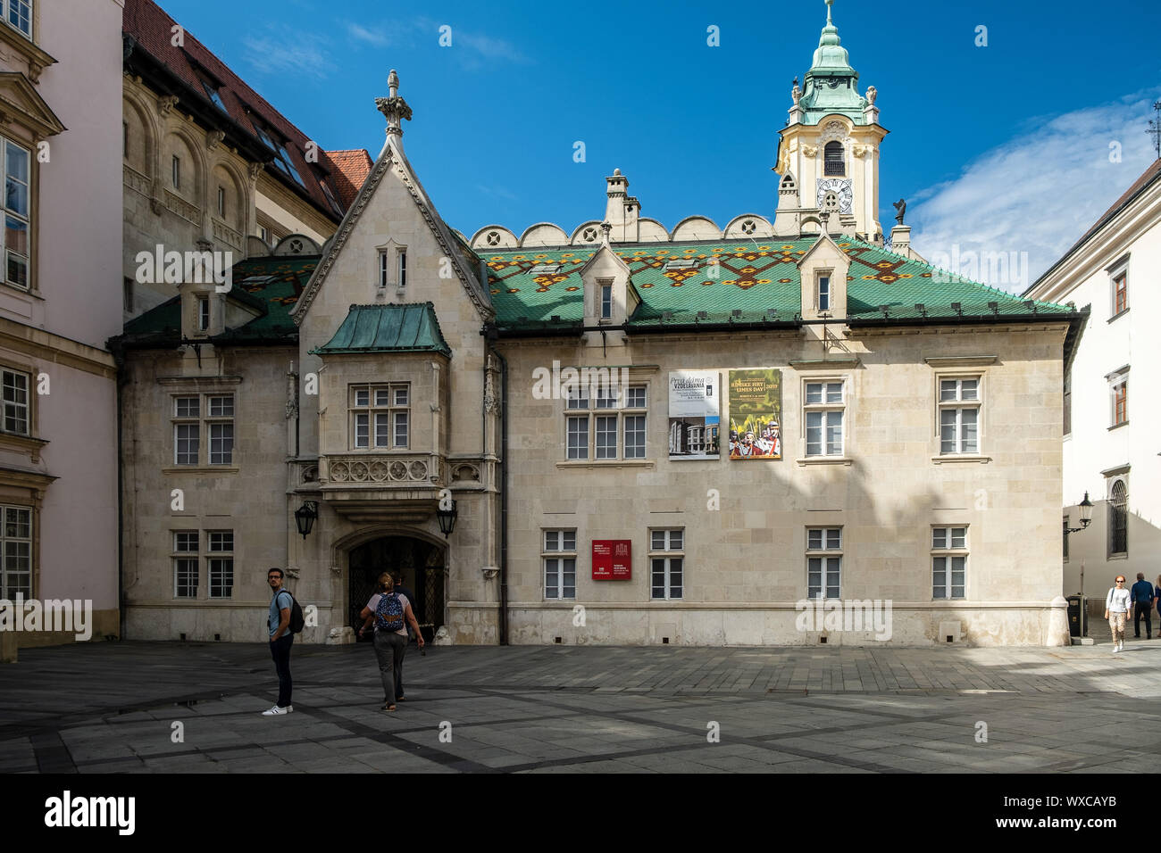 BRATISLAVA, SLOWAKEI - 18. AUGUST 2019: Bratislava City History Museum in Bratislava City History Museum in der primas Square Stockfoto