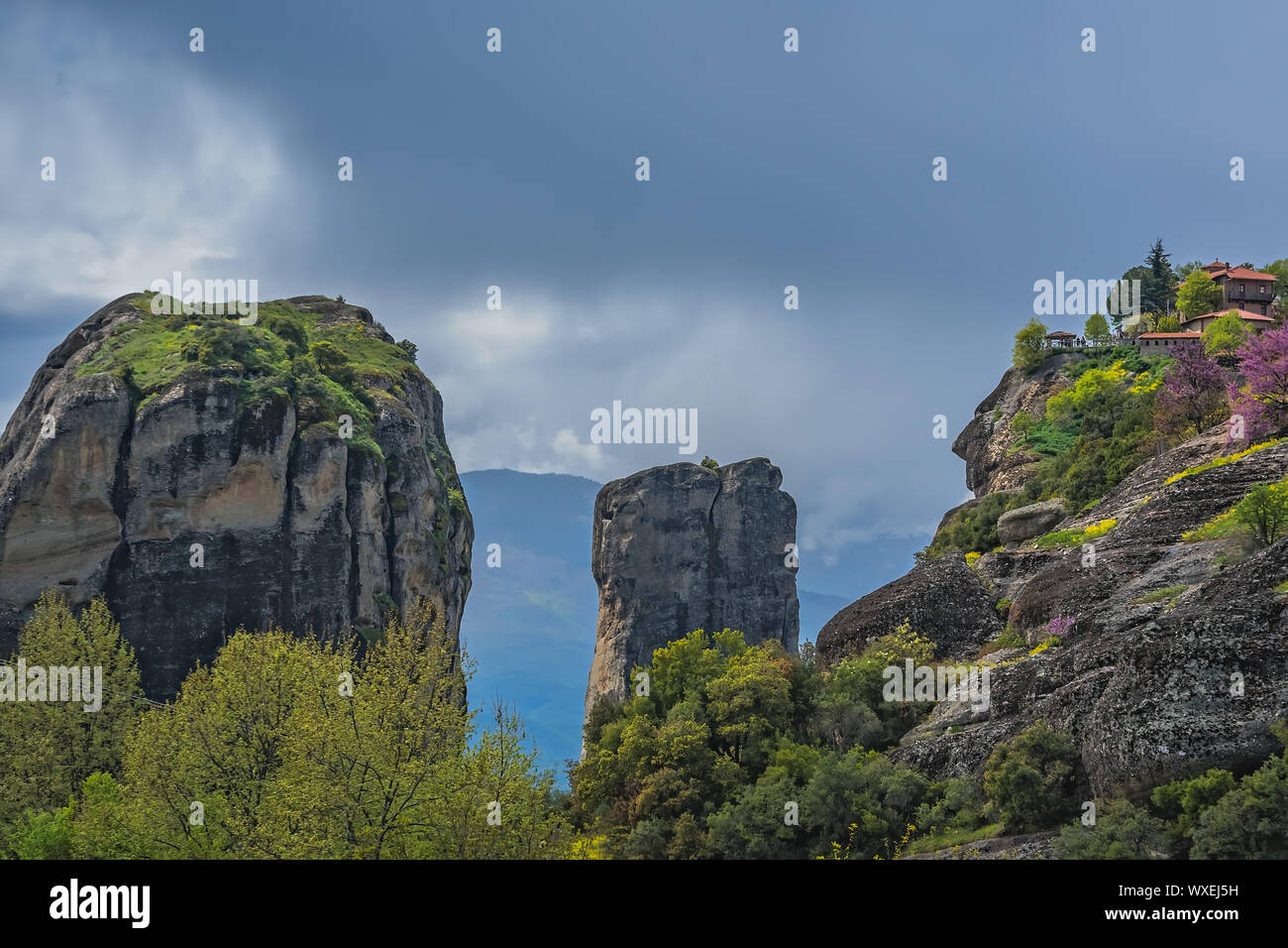 Erstaunliche Landschaft des Tals in Meteora Stockfoto