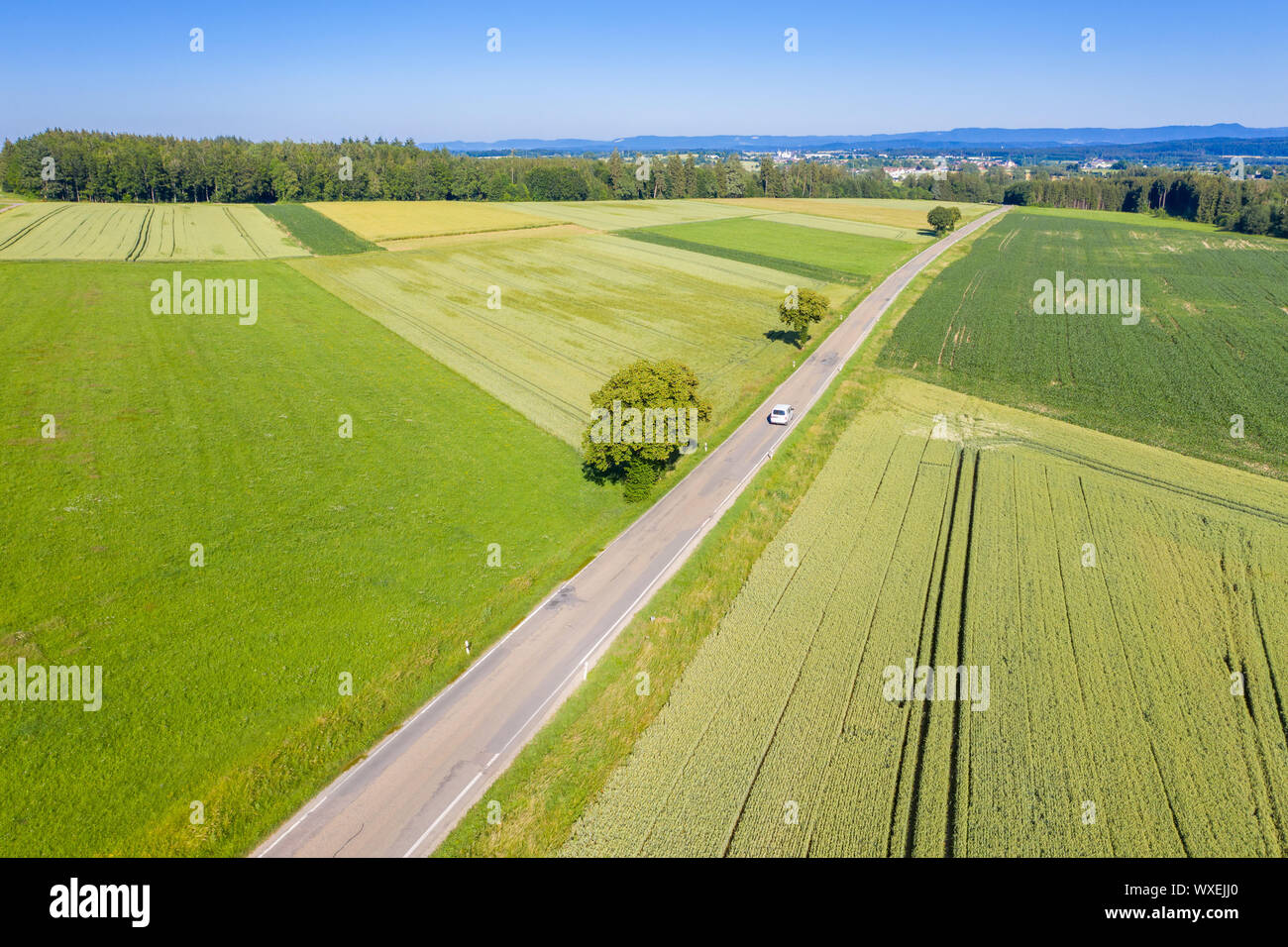 Landstraße im Süden Deutschlands Stockfoto