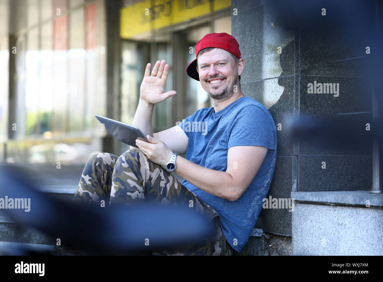 Lässiger Kerl Zeit im Freien verbringen. Stockfoto
