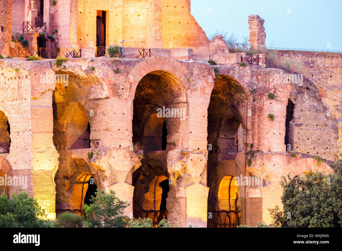 Ruinen des Kaiserlichen Palastes im Palatin - Rom, Italien Stockfoto