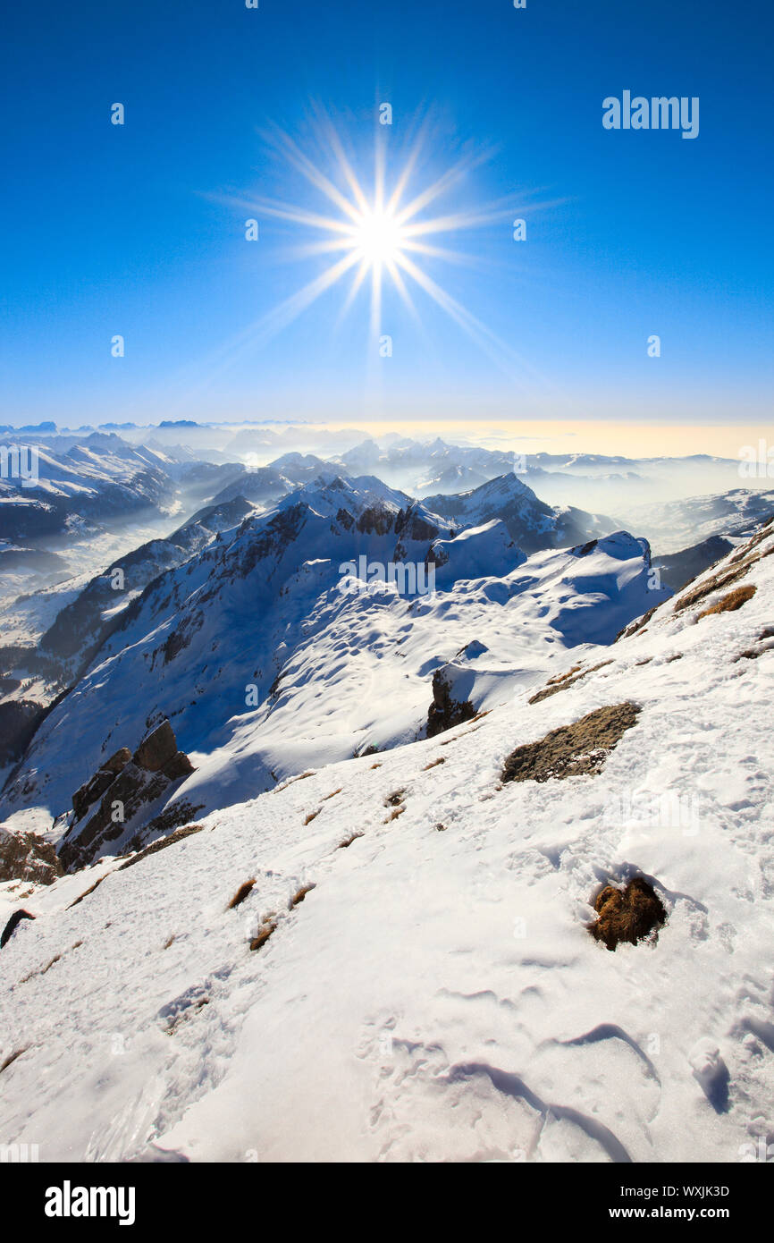 Blick vom Berg Säntis (2502 m), dem höchsten Berg im Alpstein Massivs. Appenzell. Stockfoto