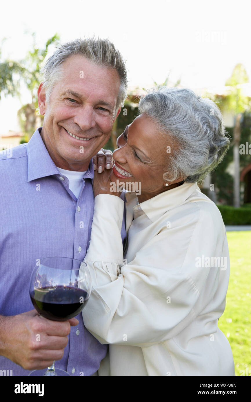 Gerne älteres Ehepaar Stockfoto