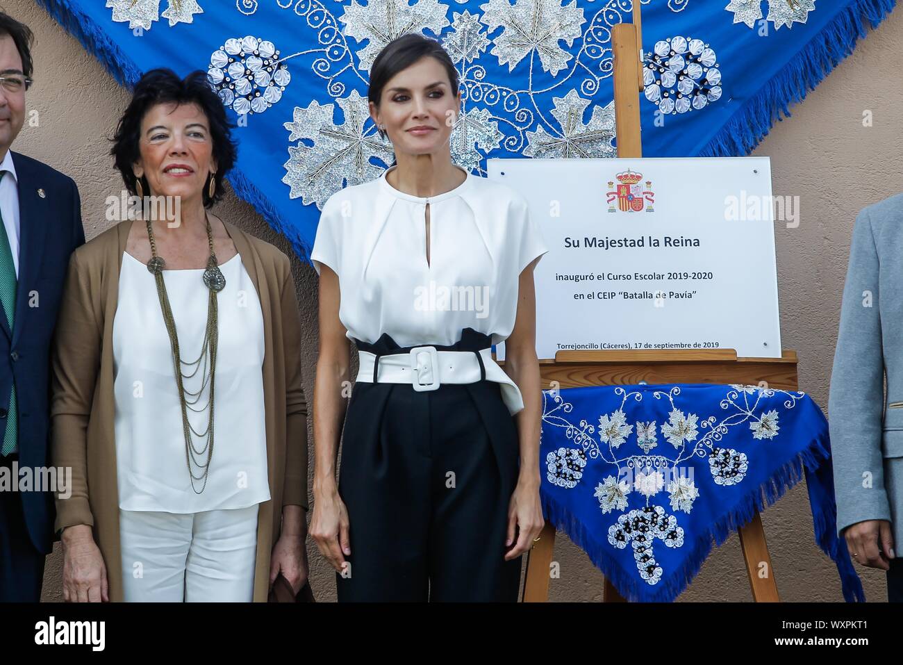 Queen Letizia nimmt an der Eröffnung des Schuljahres 2019-2020 an der Batalla de Pavia Schule in Zarzalejo, Spanien am 17. September 2019. Credit: Jimmy Olsen/MediaPunch *** KEINE SPANIEN *** Stockfoto