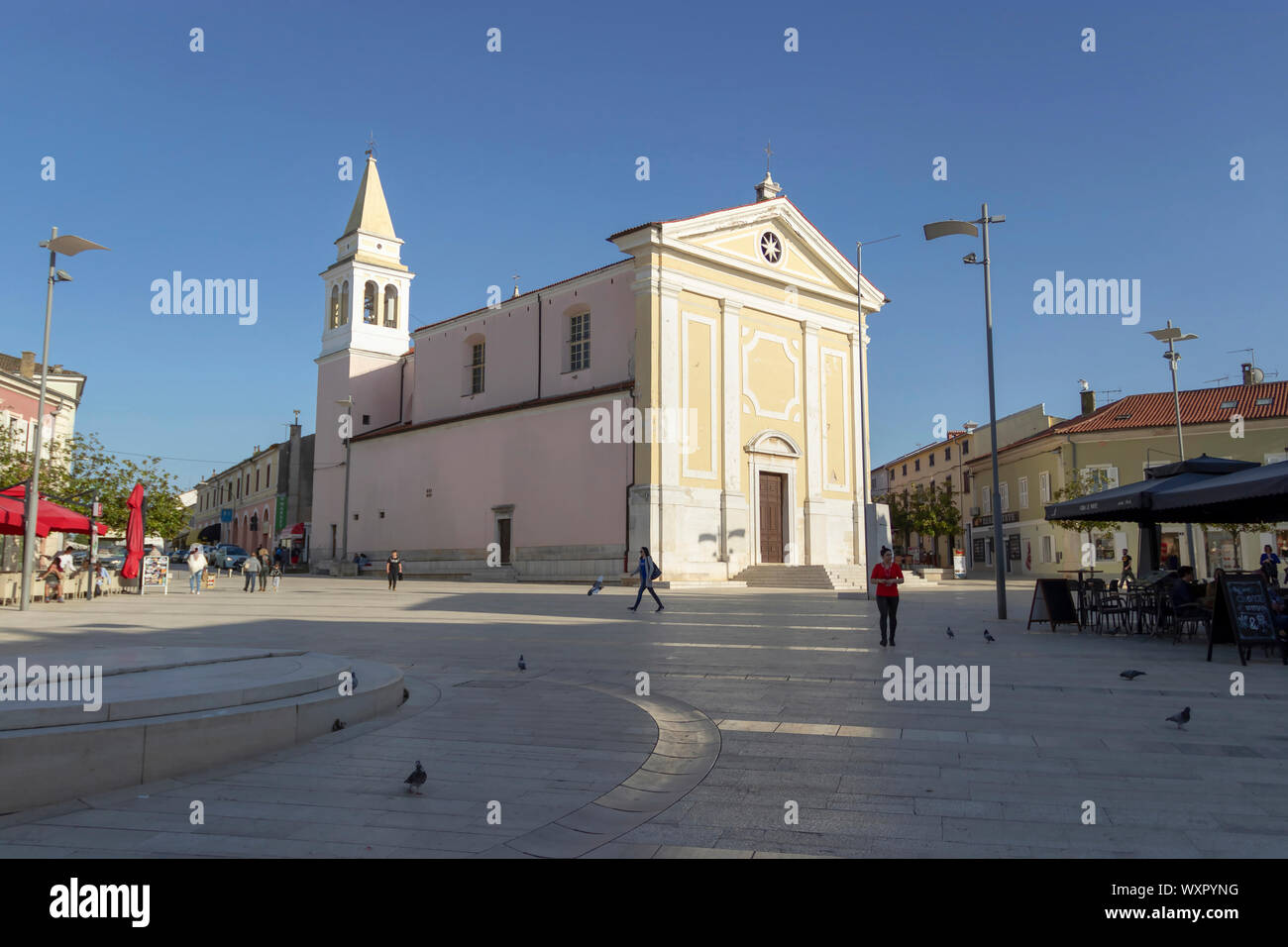 Istrien, Kroatien - Die Maria der Engel Kirche auf dem Platz der Freiheit liegt in Porec Stockfoto