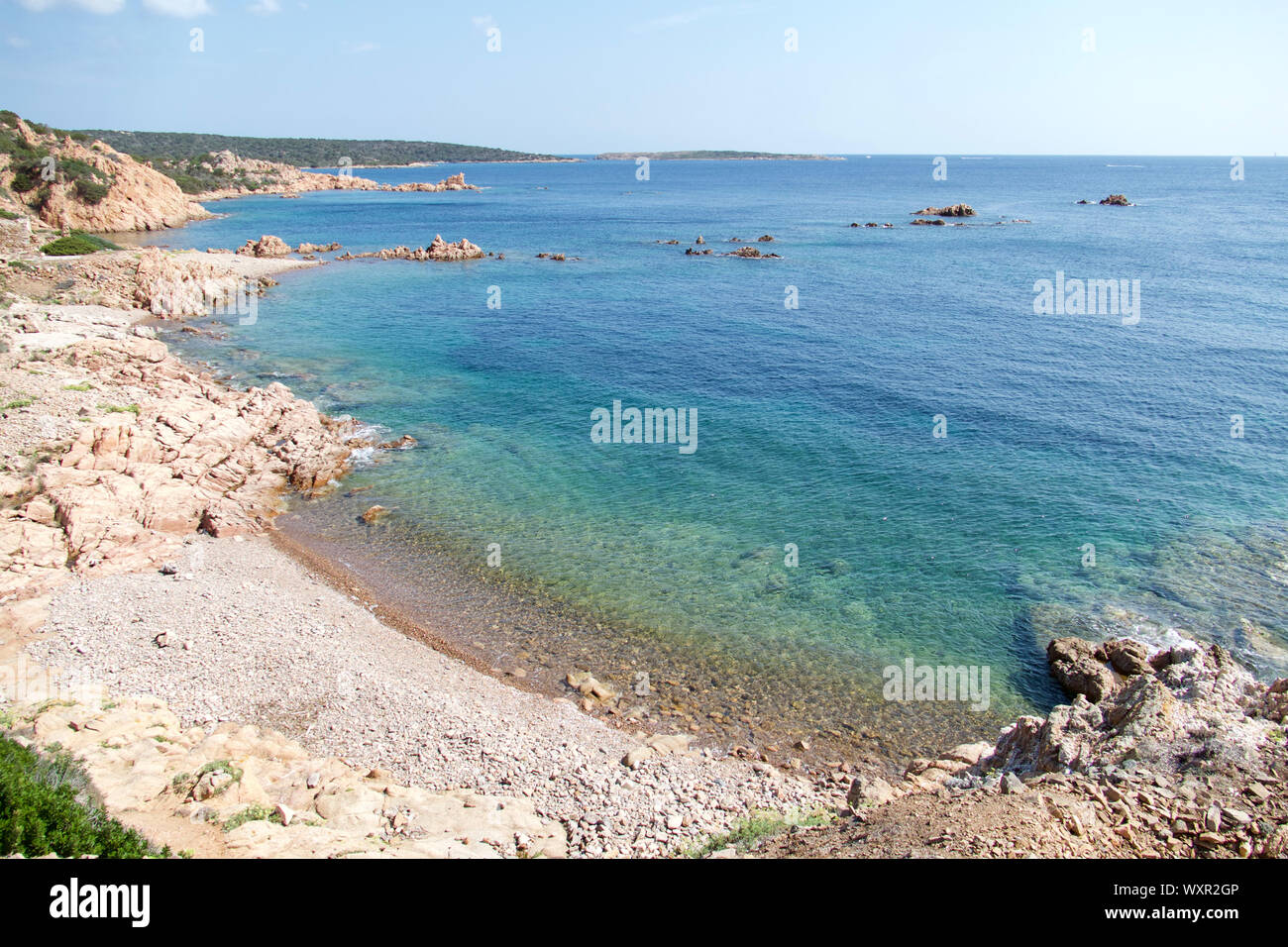 Mediterrantan Strand. Punta Rossa, Isola Caprera, La Maddalena, Sardinien, Italien. Stockfoto