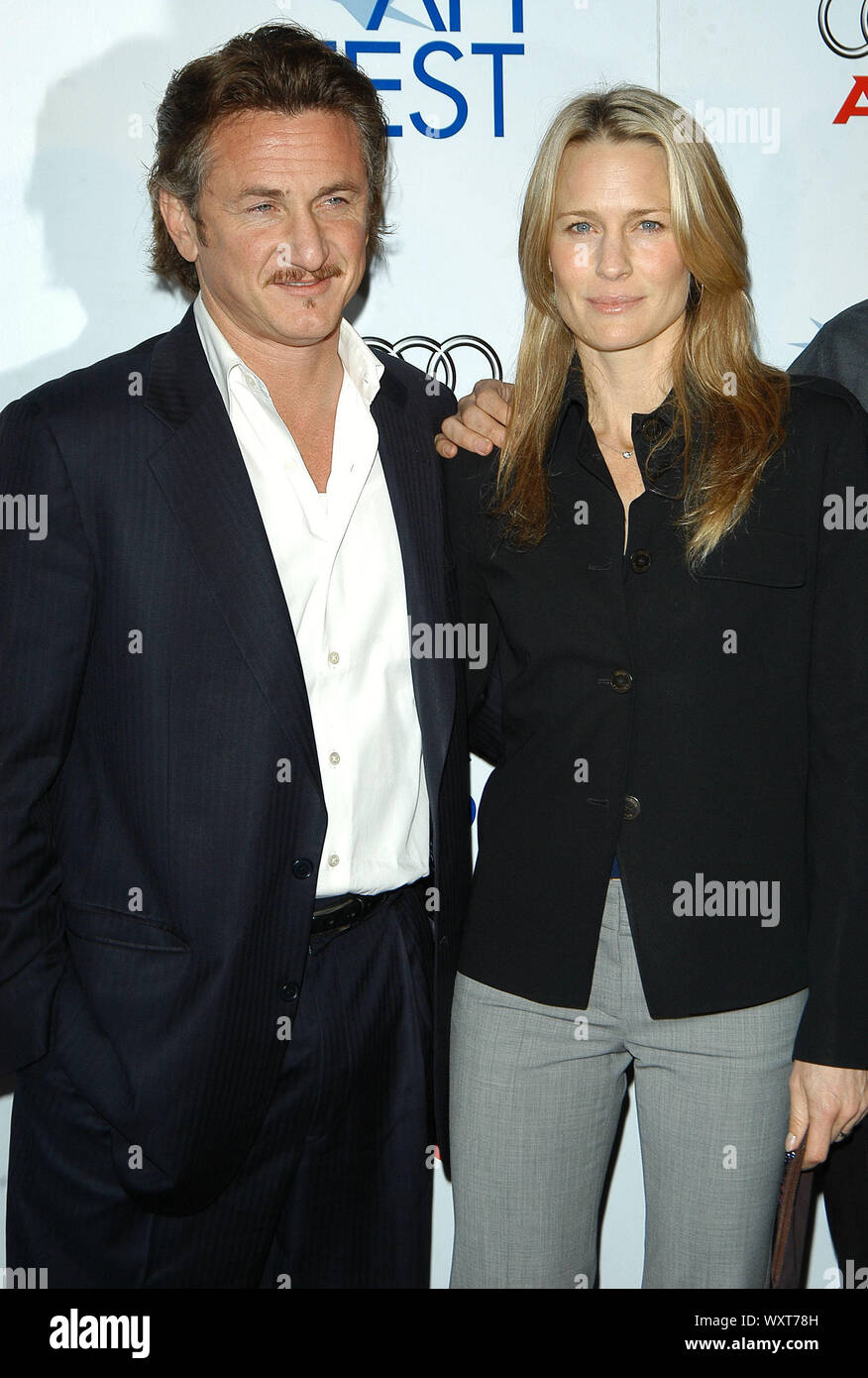 Sean Penn Robin Wright Penn Stockfotos Und Bilder Kaufen Alamy