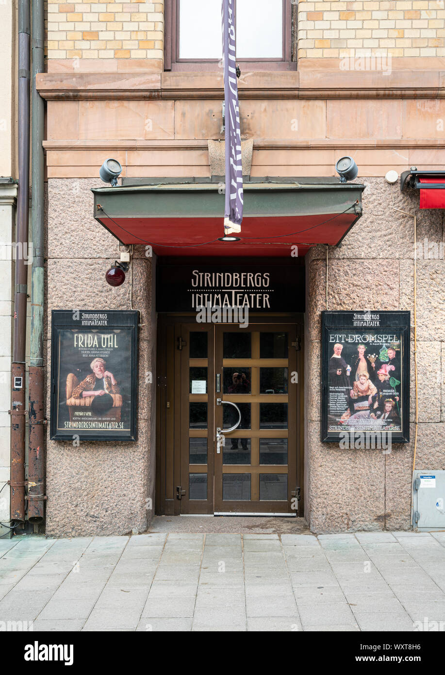 Stockholm, Schweden. September 2019. Ein Blick auf die Eingangstür zu Strindbergs Intima-media Teater Stockfoto