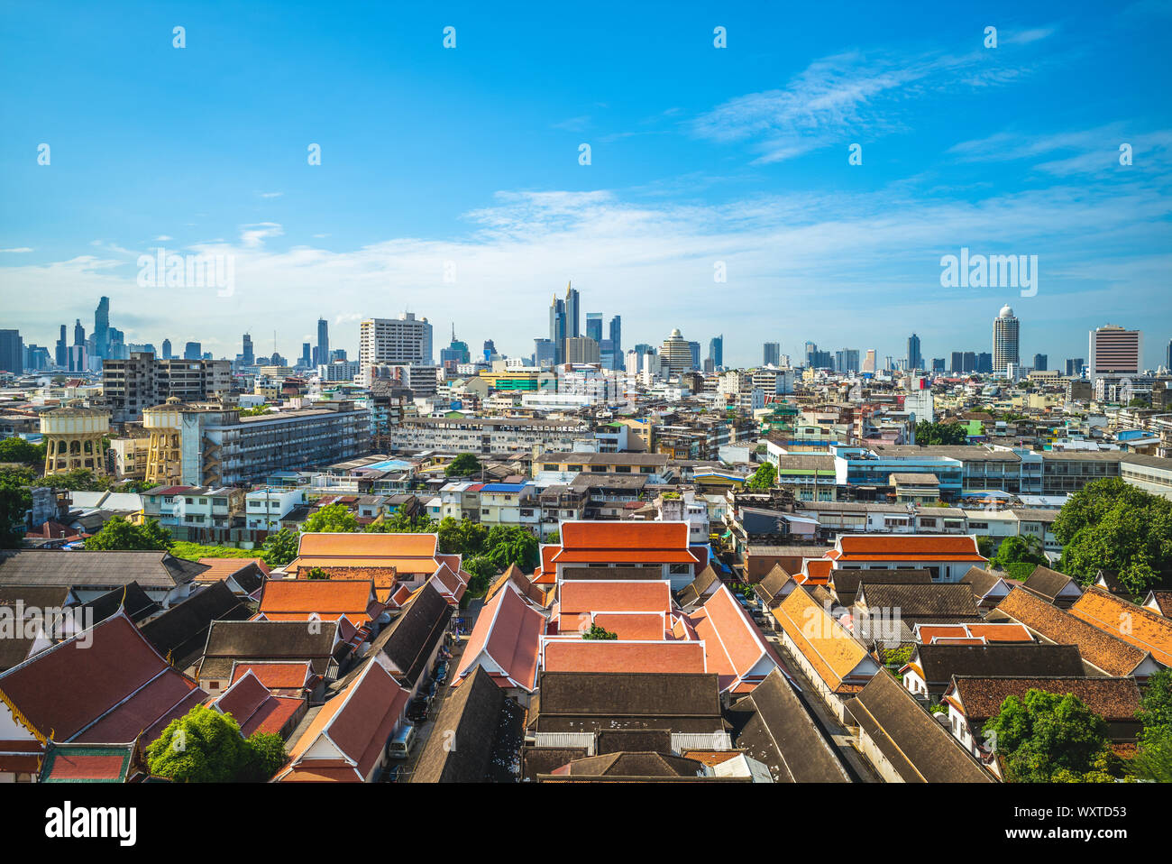 Skyline von Bangkok, Ansicht von Wat Saket, Thailand Stockfoto