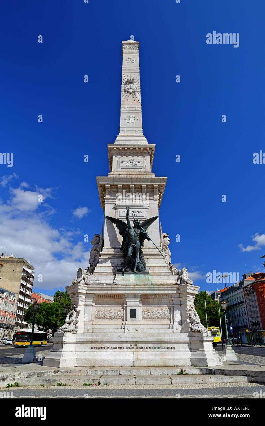 Denkmal für die Restauratoren (Monumento dos Restauradores) am Restauradores Platz in Lissabon, Portugal Stockfoto