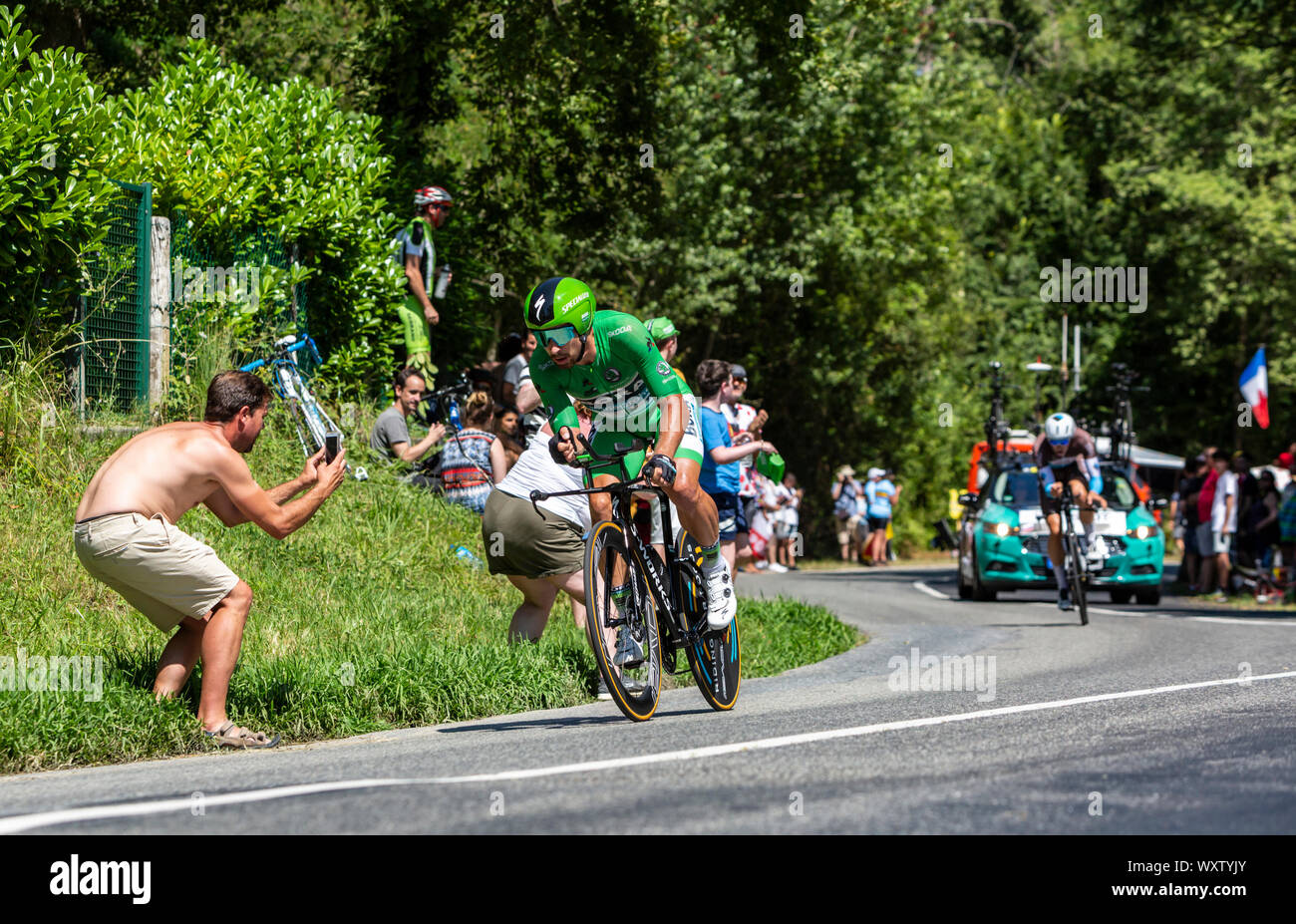 Bosdarros, Frankreich - 19. Juli 2019: Die slowakische Radfahrer Peter Sagan von Team Bora-Hansgrohe in grünen Trikots, während Stufe 13, Einzelzeitfahren Stockfoto