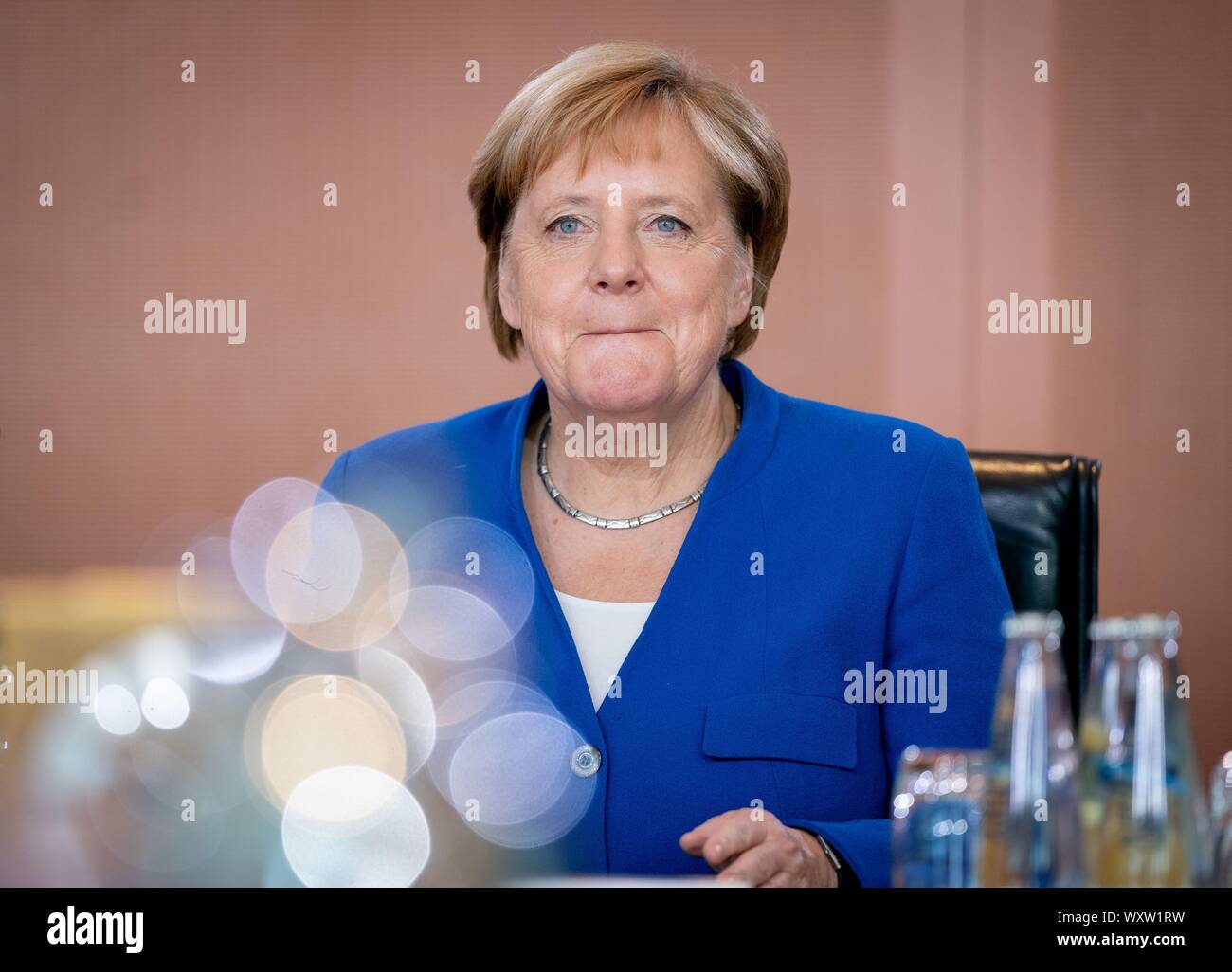 Berlin, Deutschland. 18 Sep, 2019. Bundeskanzlerin Angela Merkel (CDU) nimmt an der Sitzung des Bundeskabinetts im Bundeskanzleramt. Credit: Kay Nietfeld/dpa/Alamy leben Nachrichten Stockfoto