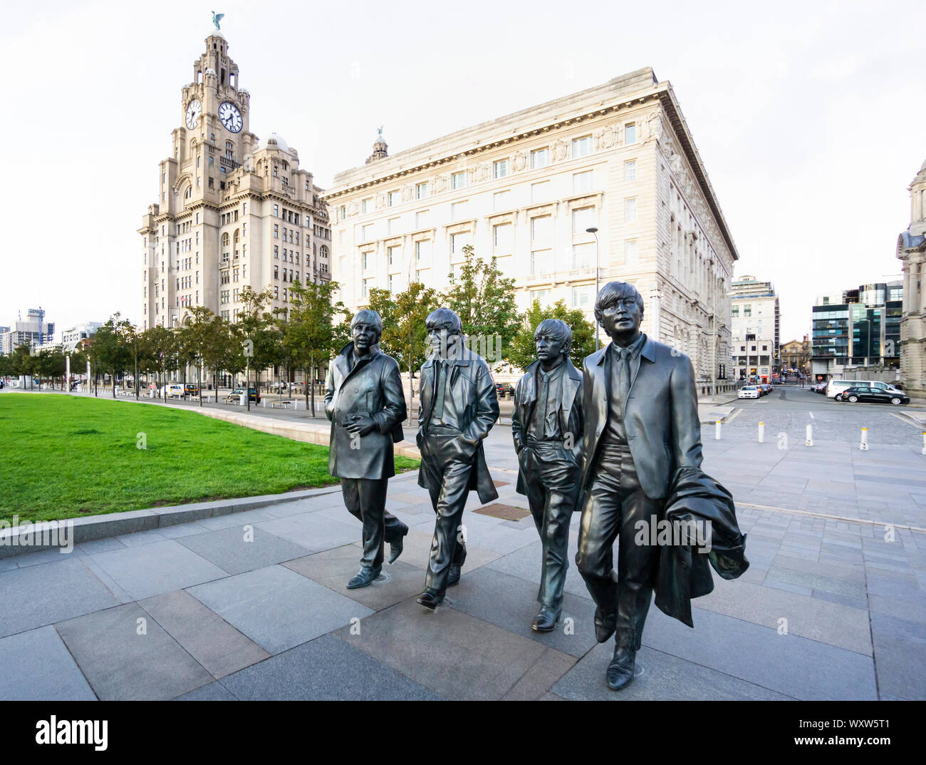Die Fab Four Statue von Andrew Edwards am Pier Head in Liverpool Stockfoto